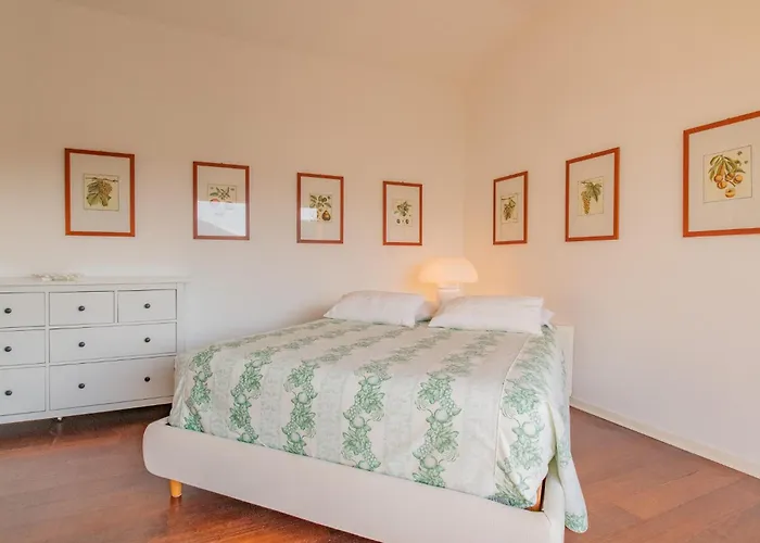 Giacinto Di Mare Villa