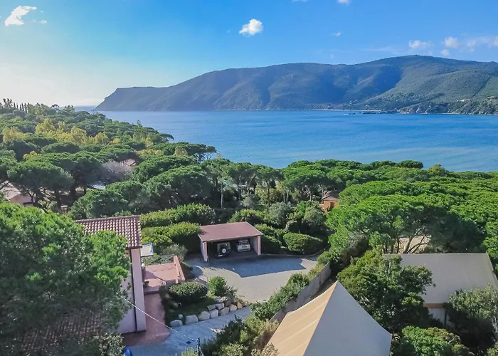 Giacinto Di Mare Villa *