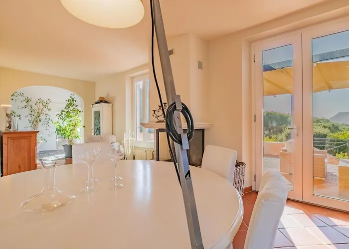 Giacinto Di Mare Villa *