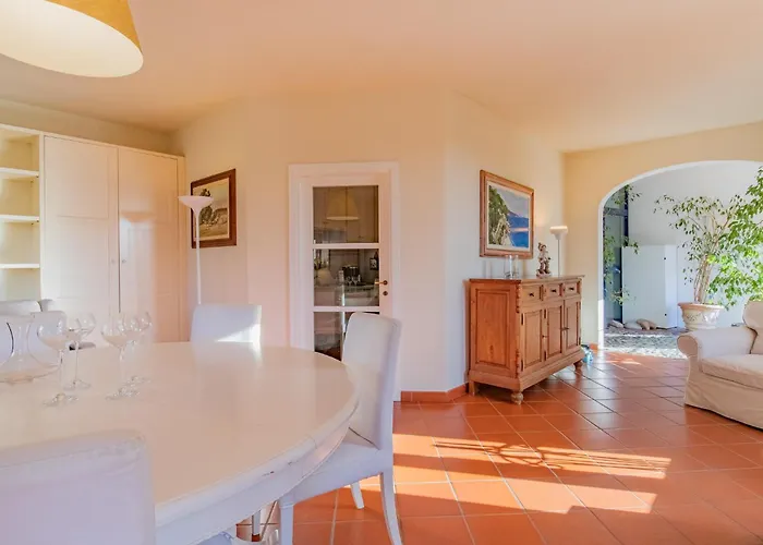 Giacinto Di Mare Villa