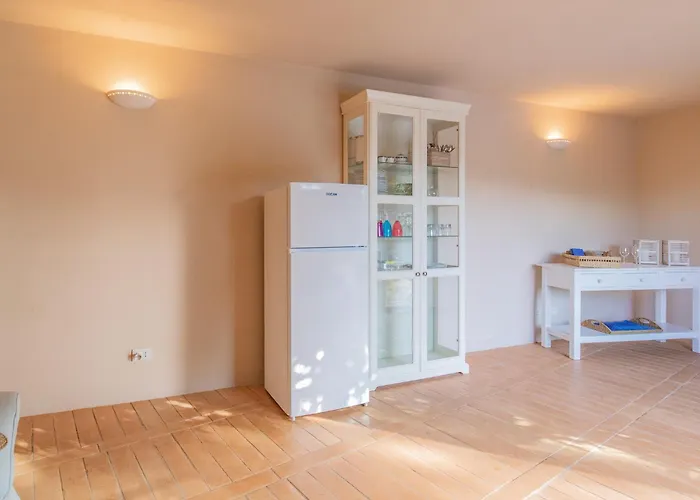 Giacinto Di Mare Villa Lacona